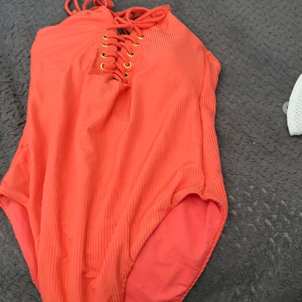 Bathing suit without tags, never worn